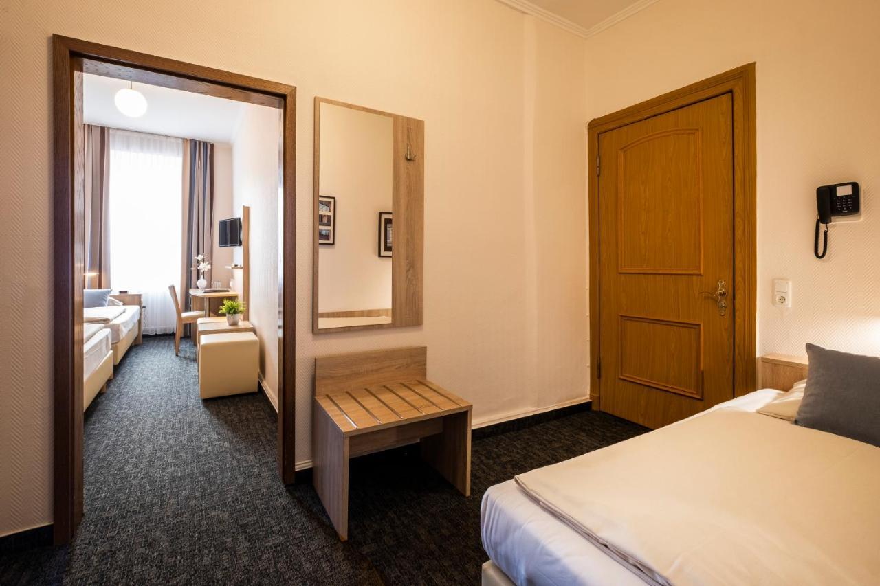 ליבק Hotel Jensen מראה חיצוני תמונה