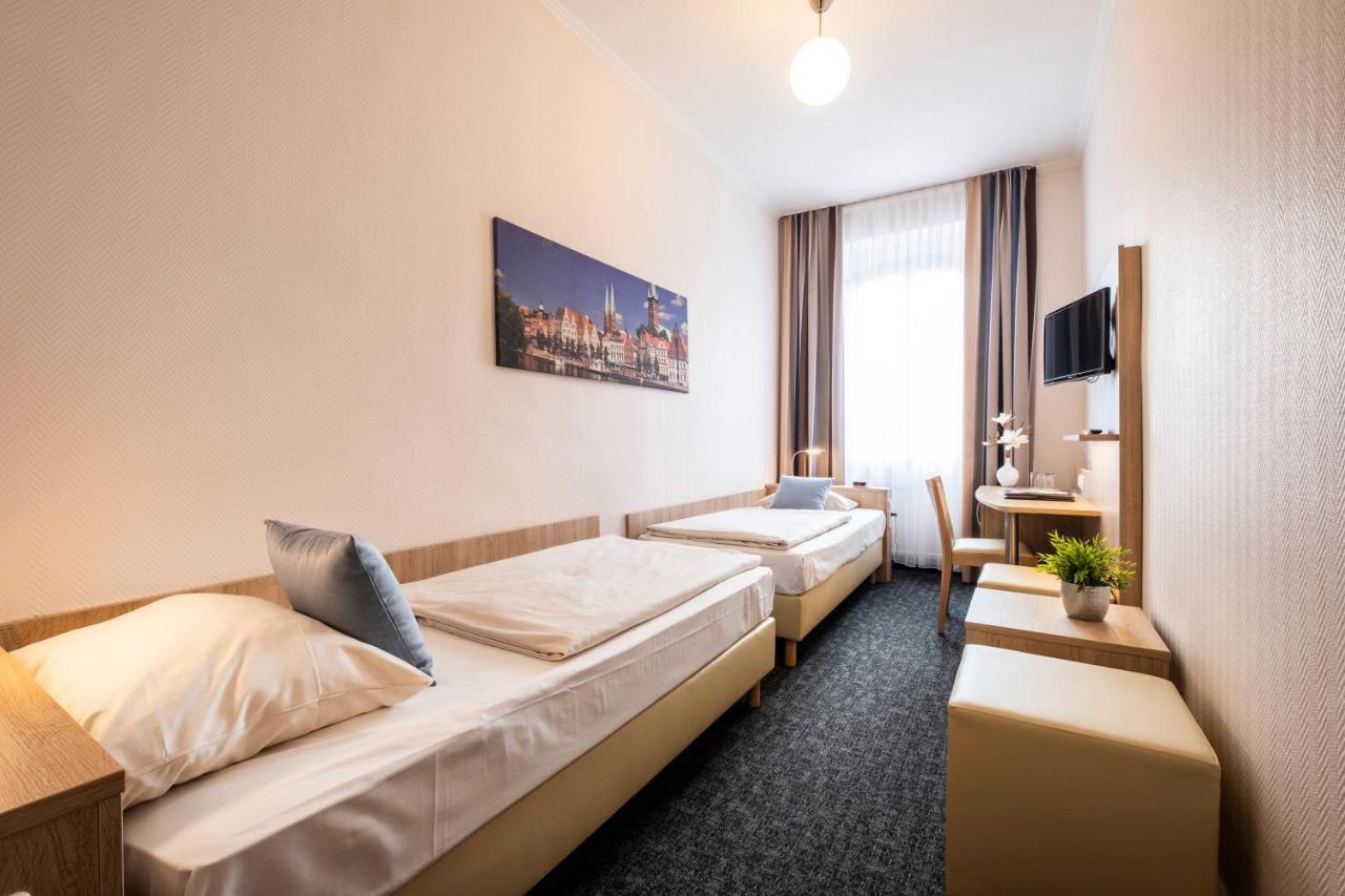 ליבק Hotel Jensen מראה חיצוני תמונה