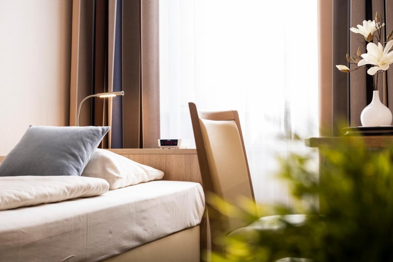 ליבק Hotel Jensen מראה חיצוני תמונה