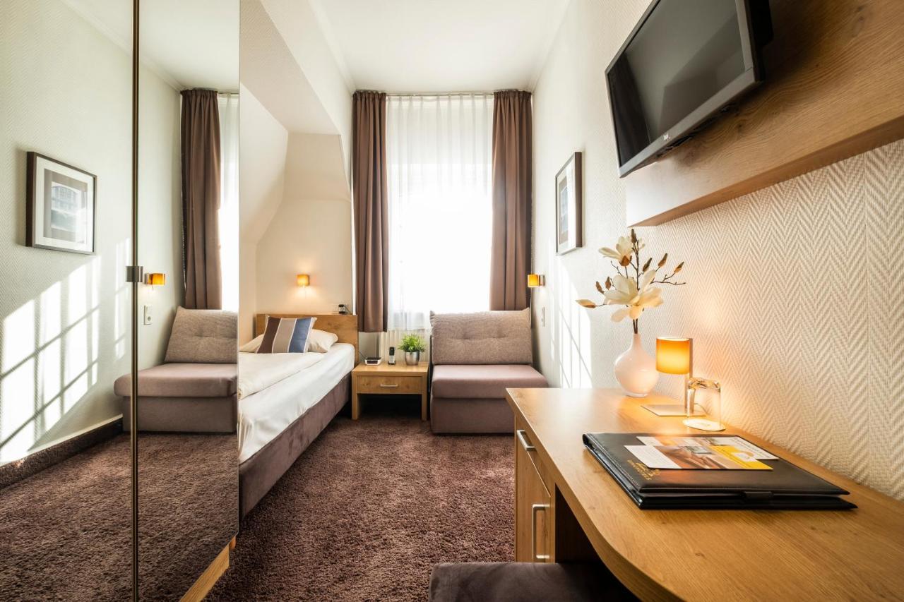 ליבק Hotel Jensen מראה חיצוני תמונה
