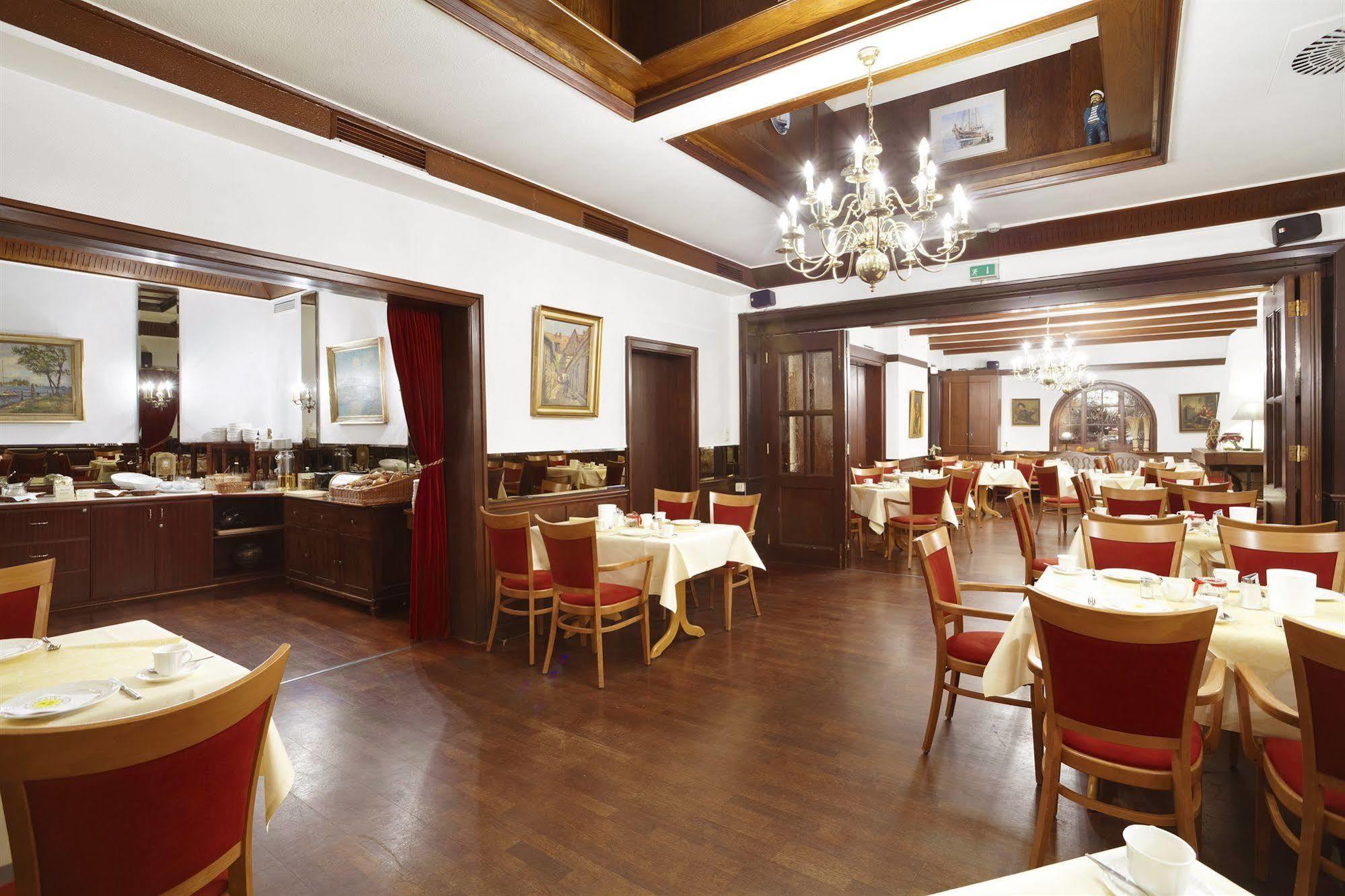ליבק Hotel Jensen מראה חיצוני תמונה