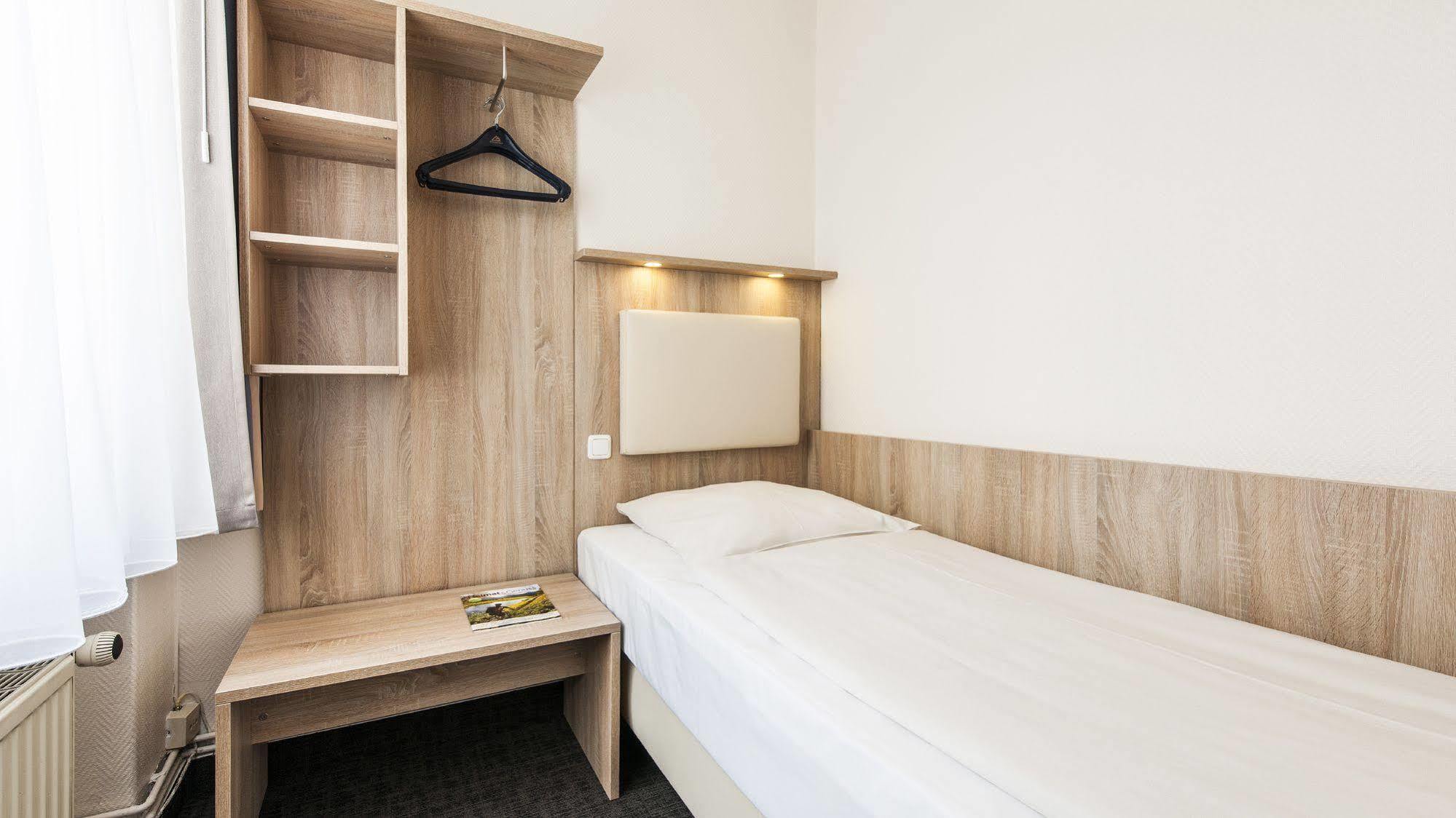 ליבק Hotel Jensen מראה חיצוני תמונה